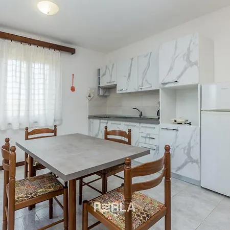 House Alexandra In In A Quiet Location On Losinj Island 3*