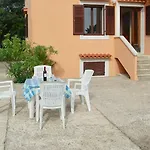 House Alexandra In In A Quiet Location On Losinj Island 3* ネレジネ