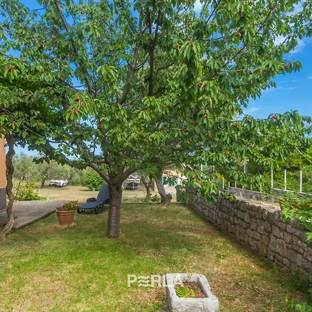 House Alexandra In In A Quiet Location On Losinj Island Pensión 3*
