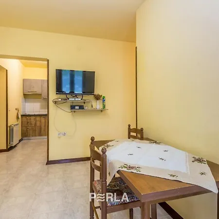 Pensión House Alexandra In In A Quiet Location On Losinj Island Nerezine