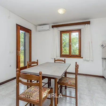 House Alexandra In In A Quiet Location On Losinj Island Nerezine