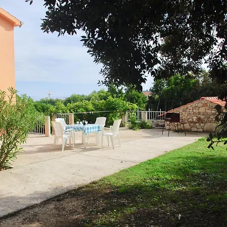 Gasthuis House Alexandra In In A Quiet Location On Losinj Island Nerezine