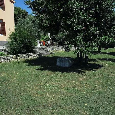 Pensión House Alexandra In In A Quiet Location On Losinj Island