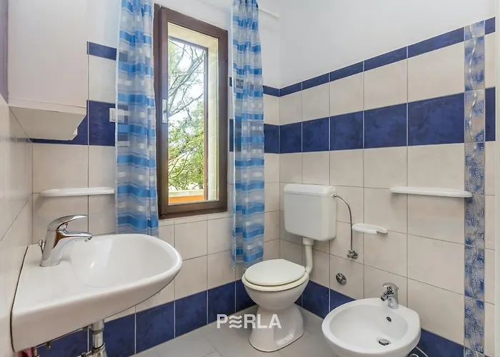 House Alexandra In In A Quiet Location On Losinj Island Affittacamere
