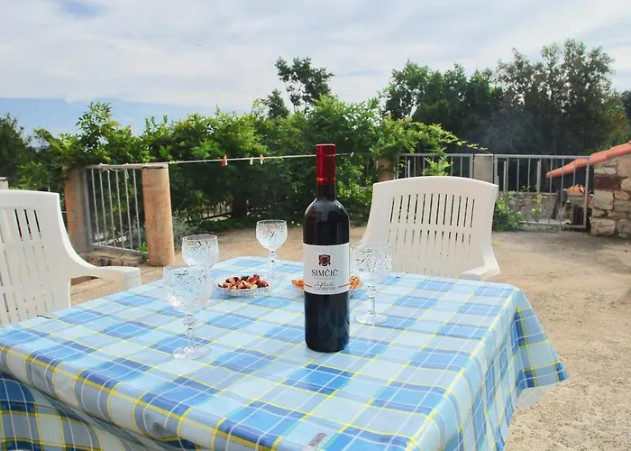 Affittacamere House Alexandra In In A Quiet Location On Losinj Island