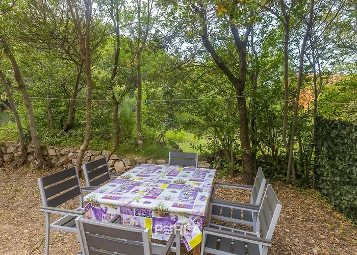 House Alexandra In In A Quiet Location On Losinj Island Nerezine
