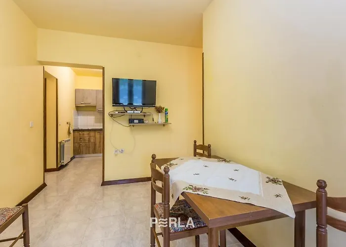 Affittacamere House Alexandra In In A Quiet Location On Losinj Island Nerezine