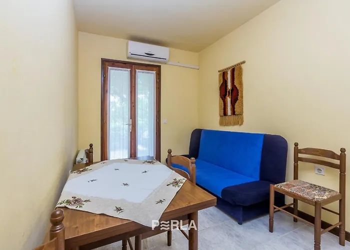 House Alexandra In In A Quiet Location On Losinj Island Nerezine