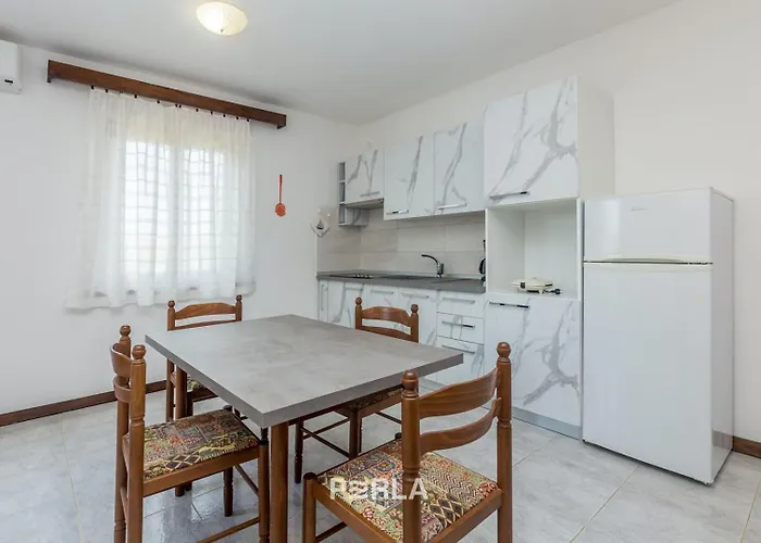 House Alexandra In In A Quiet Location On Losinj Island 3*
