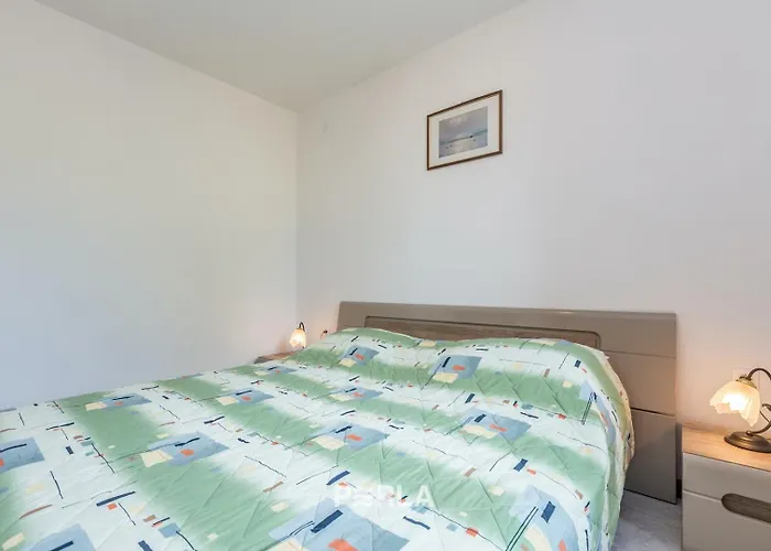 House Alexandra In In A Quiet Location On Losinj Island Affittacamere