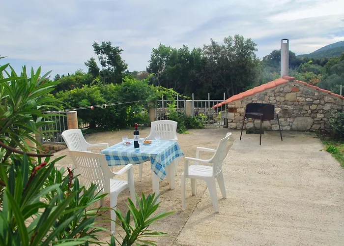 House Alexandra In In A Quiet Location On Losinj Island Nerezine