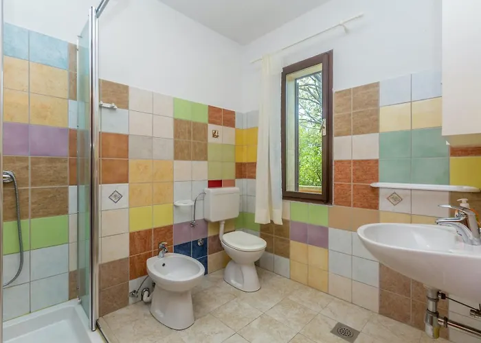 House Alexandra In In A Quiet Location On Losinj Island 3*